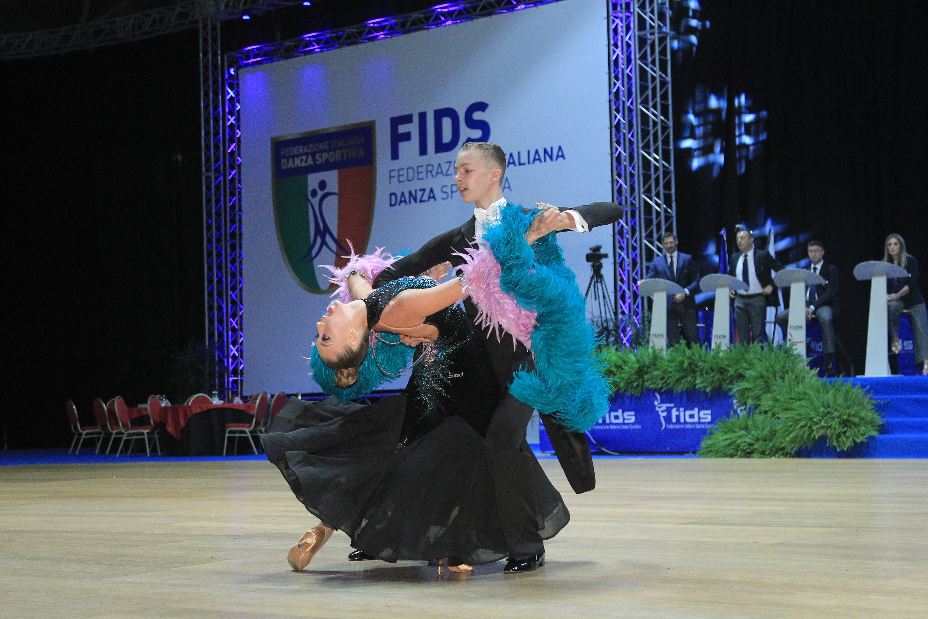 Le Danze Standard e Latino Americane conquistano il primo week end dei Campionati a Rimini