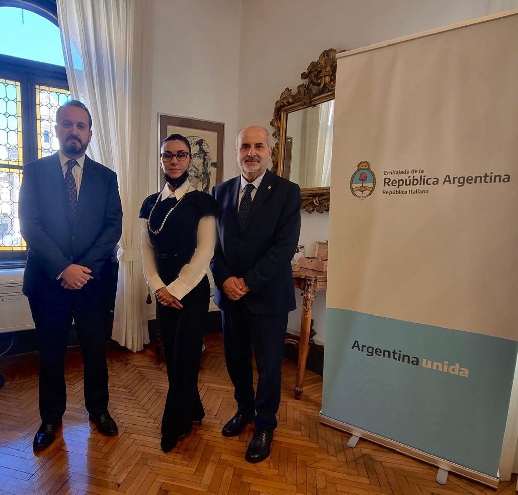Importante incontro diplomatico per la crescita delle Danze argentine in FIDS