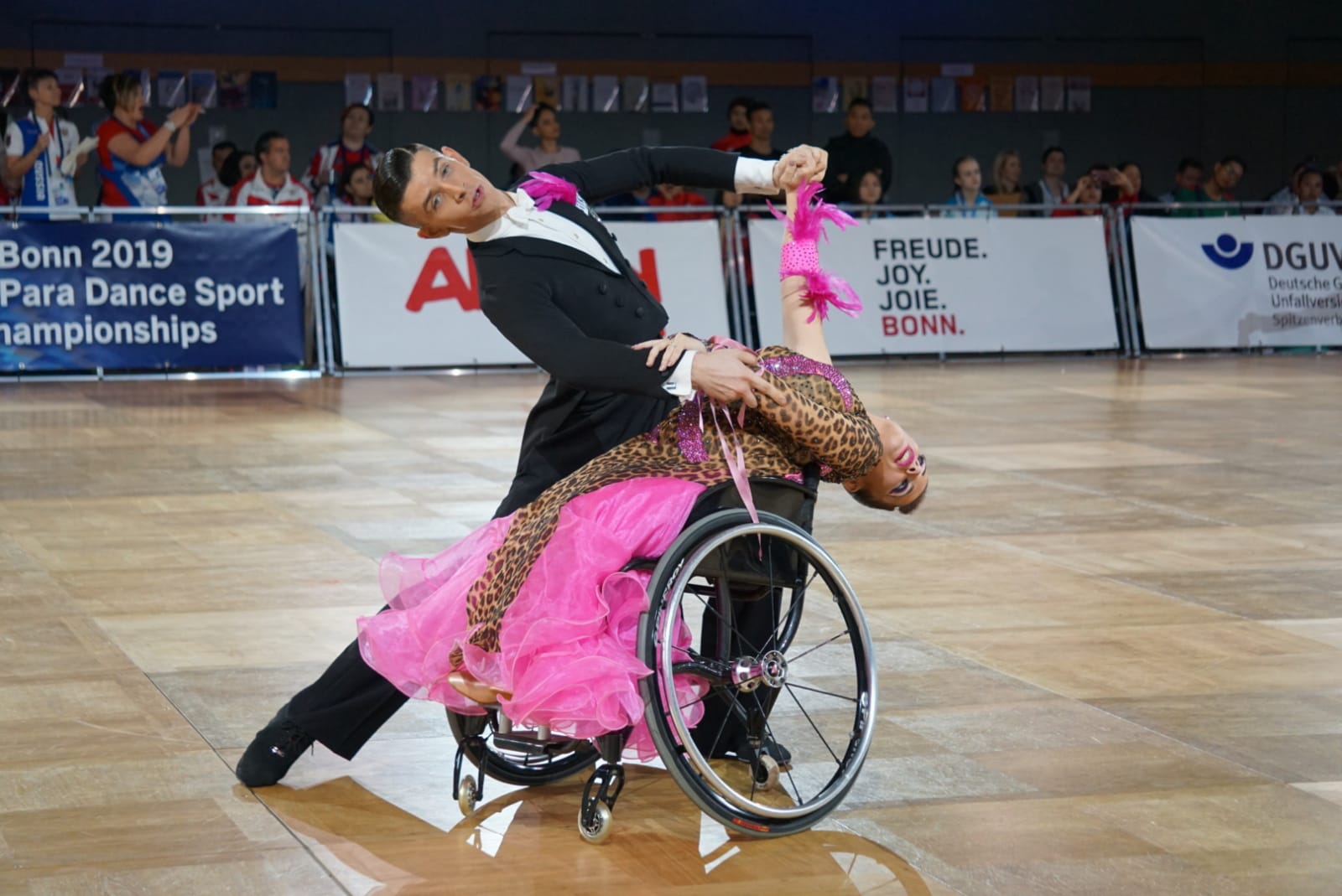  World ParaDance Sport Cup 2021: la competizione mondiale per gli atleti paralimpici Wheelchair