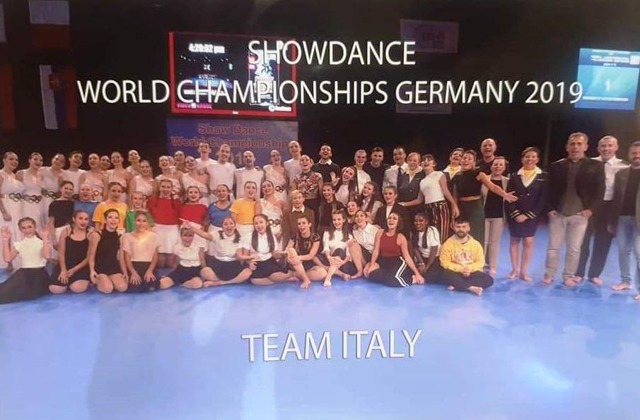 Mondiale di Show Dance, bronzo per Marek Pisanu e cinque finali